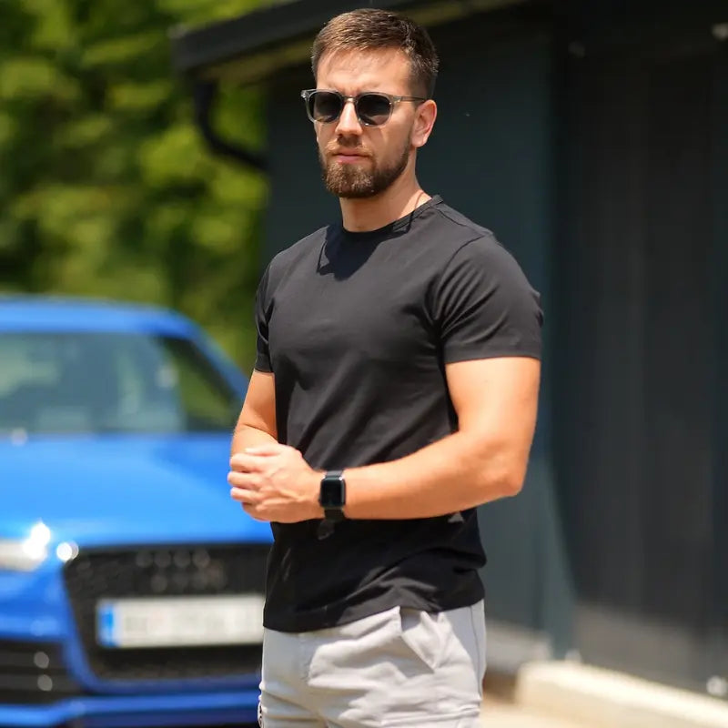 Black crew neck t-shirt made from Giza egyptian cotton