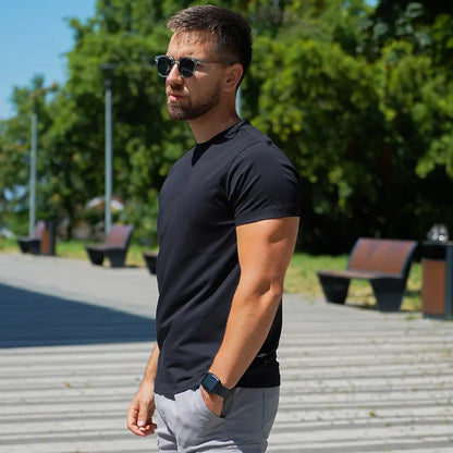 Black premium men’s t-shirt made from Giza Egyptian cotton by Intersect Collection